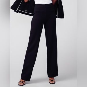 White House Black Market wide leg slip on pants size 8 in black